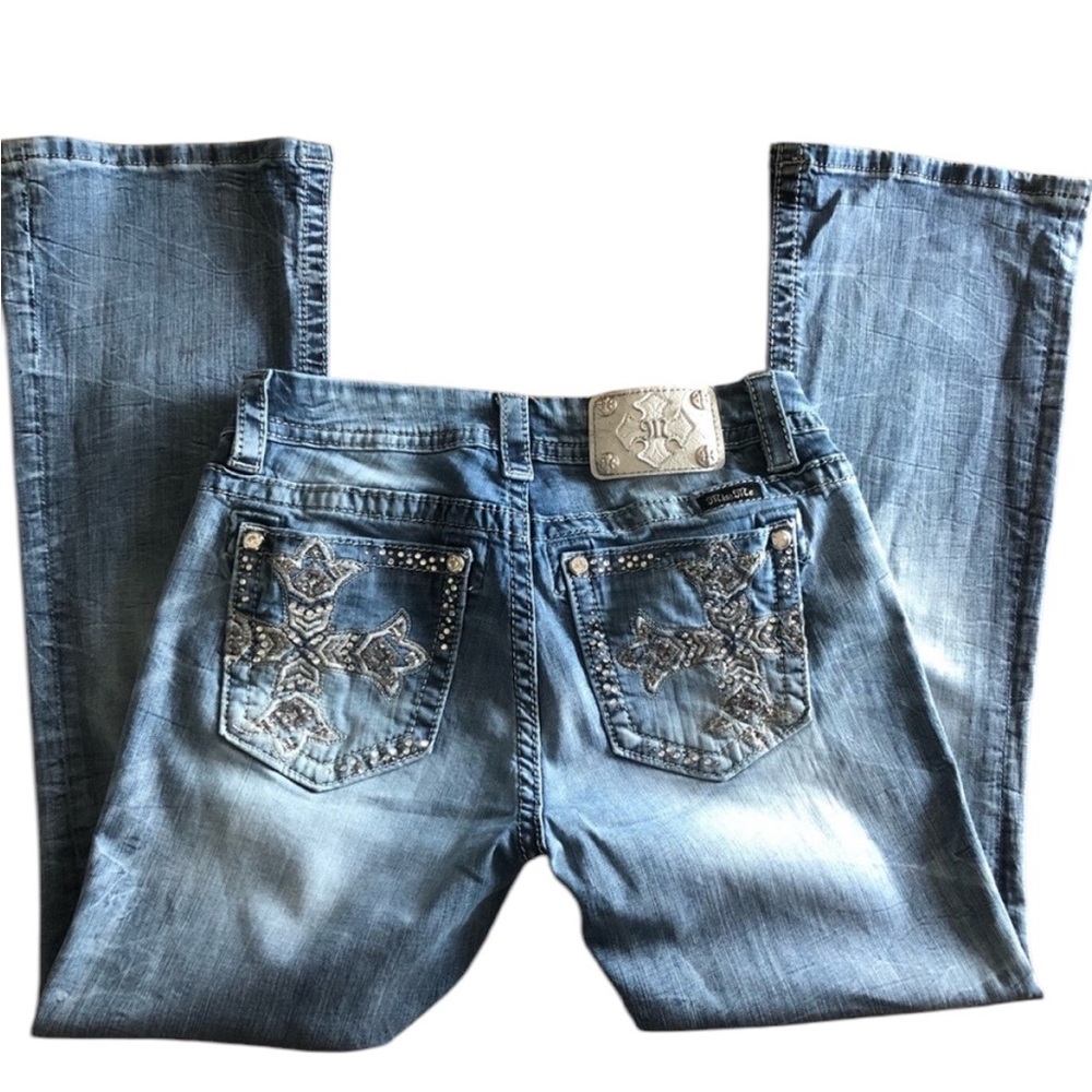 Miss Me Mid-Rise Easy Boot Jeans size 28.